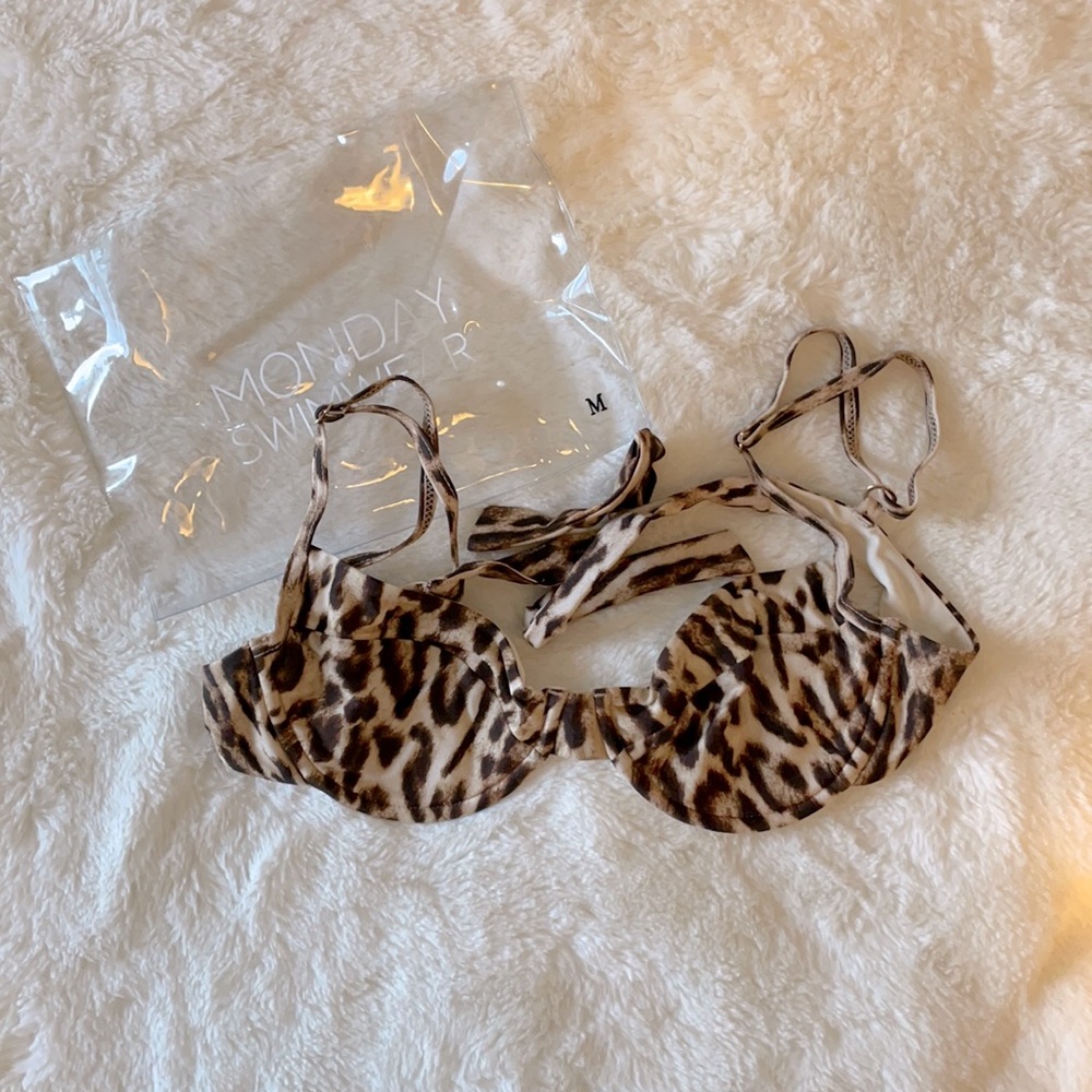 Monday Swimwear Maui Top Leopard